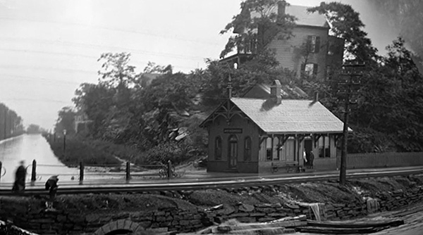 Lost Inwood Panoramas: Tubby Hook’s Boathouse Row